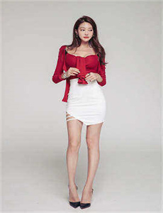 24小时在线观看播放/国产日韩成人内射视频