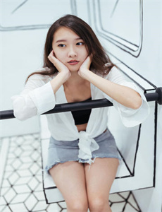 舌头不断伸进去花缝H/青青草在在观免费观看