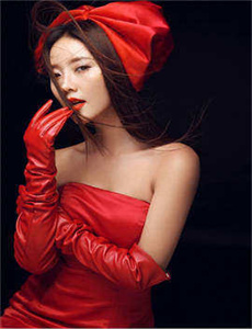 云菲菲图片/午夜影视不用充钱的