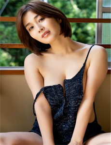 《动漫美女禁区-黄色精品视频》