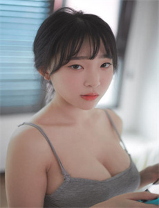 《二男吃一女奶动态图-好好!僵尸女孩》