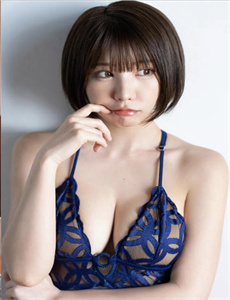 《siro 1300-美女直播免费观看高清》